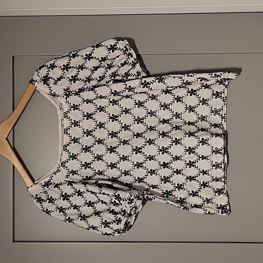 Women's short sleeve shirt